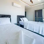 Kalkan Luxury With Panoramic Sea View ヴィラ *